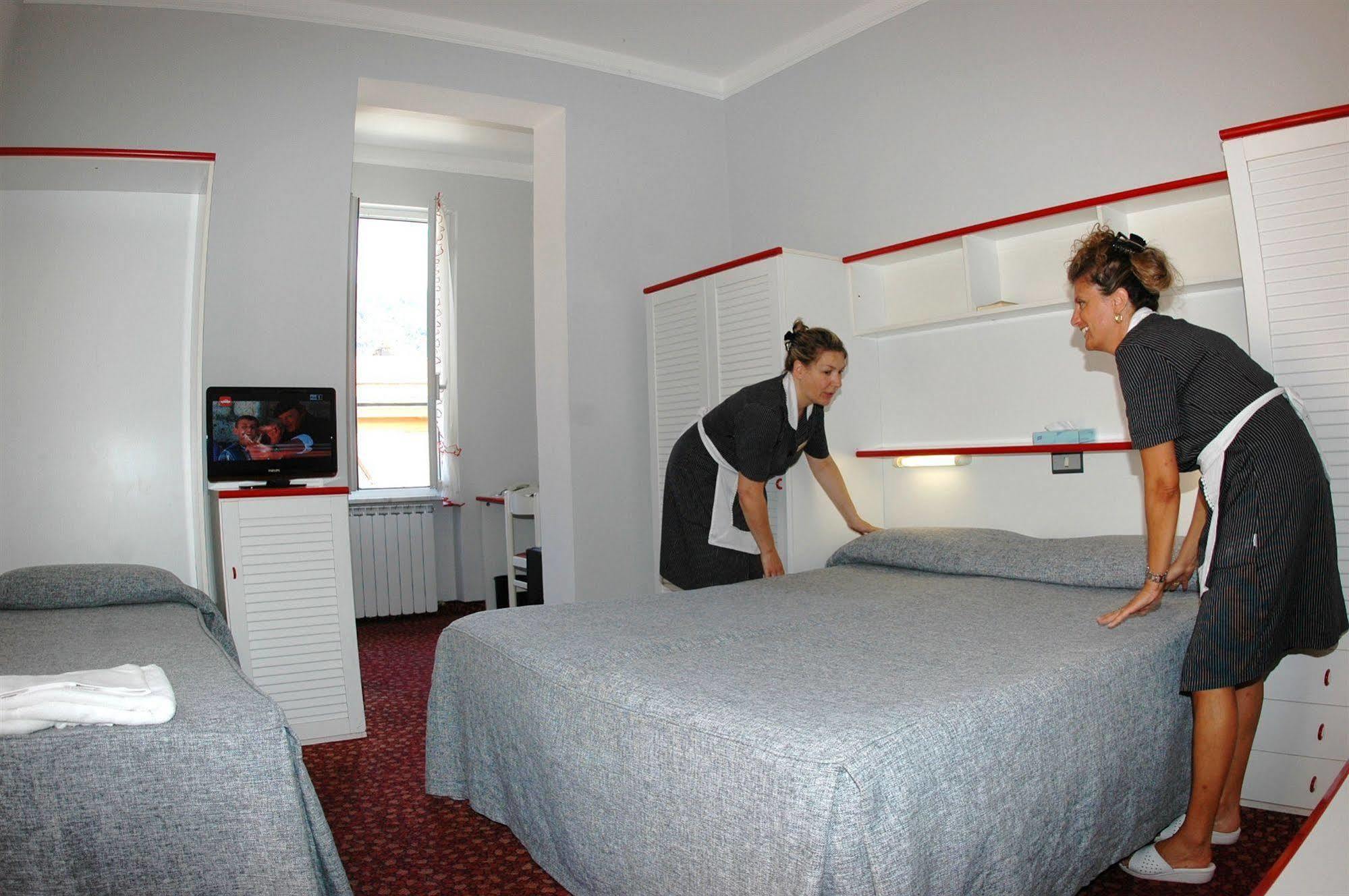 סנטה מרגריטה ליגורה Hotel Flory מראה חיצוני תמונה